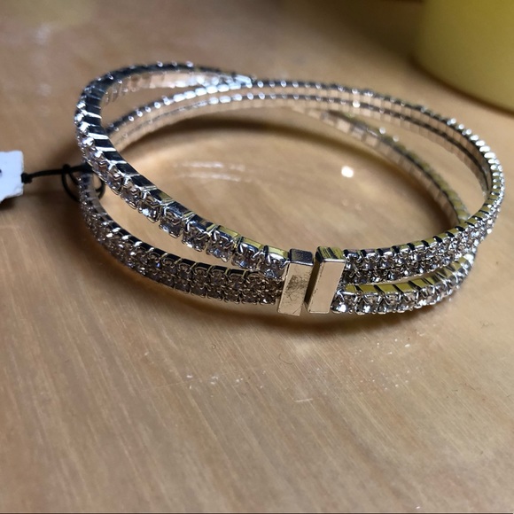 Anne Klein bracelet - Picture 1 of 7
